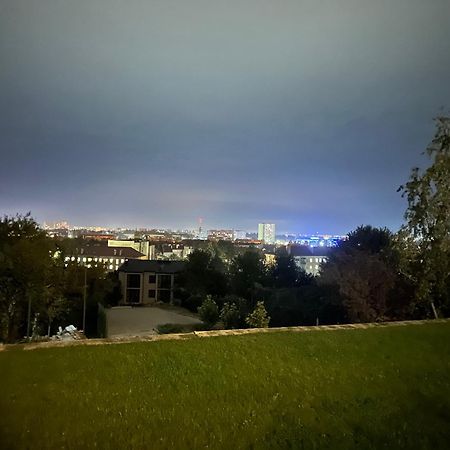 Панорамні Апартаменти Ужгород Экстерьер фото